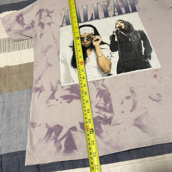 Aaliyah Short Sleeve Medium Purple Tie Dye Cotton Graphic R&B Music T Shirt - Picture 4 of 6